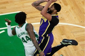 星空体育-包含浓眉哥连续三场比赛得分超过高光表现，西班牙队挑战极限！的词条