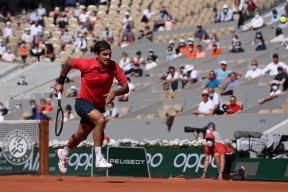 星空体育-费德勒在FPX比赛中精彩发挥，突破纪录引发热议！的简单介绍